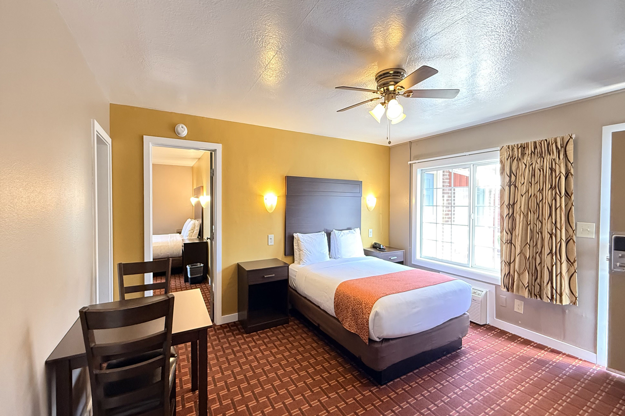 Two Queen Deluxe Suite at Capitol Hill Motel